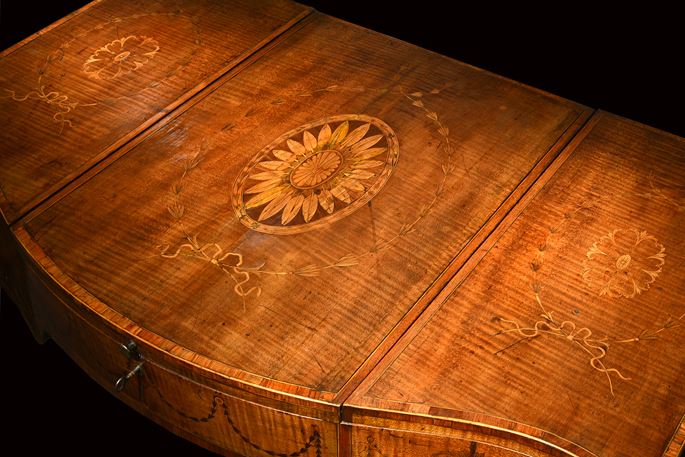 A George III Period Fiddleback Sycamore and Marquetry Dressing Table   In the Manner of Mayhew and Ince   | MasterArt